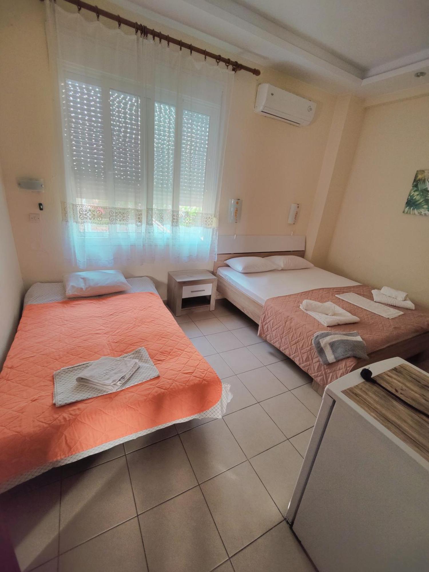 Prinos Mare Hotell Rum bild